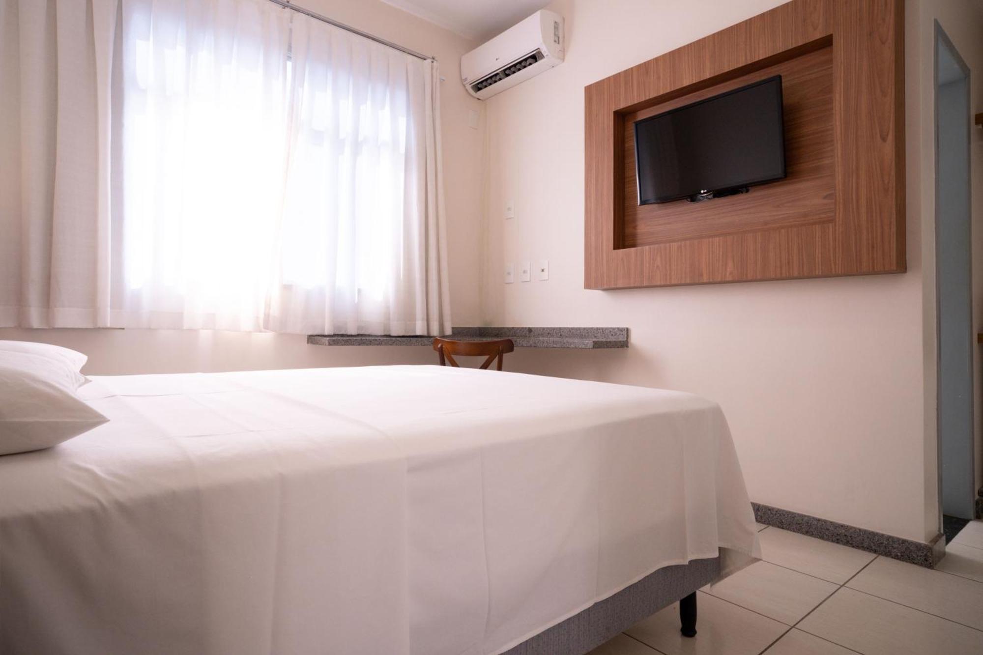 Hotel Conceição Linhares Extérieur photo