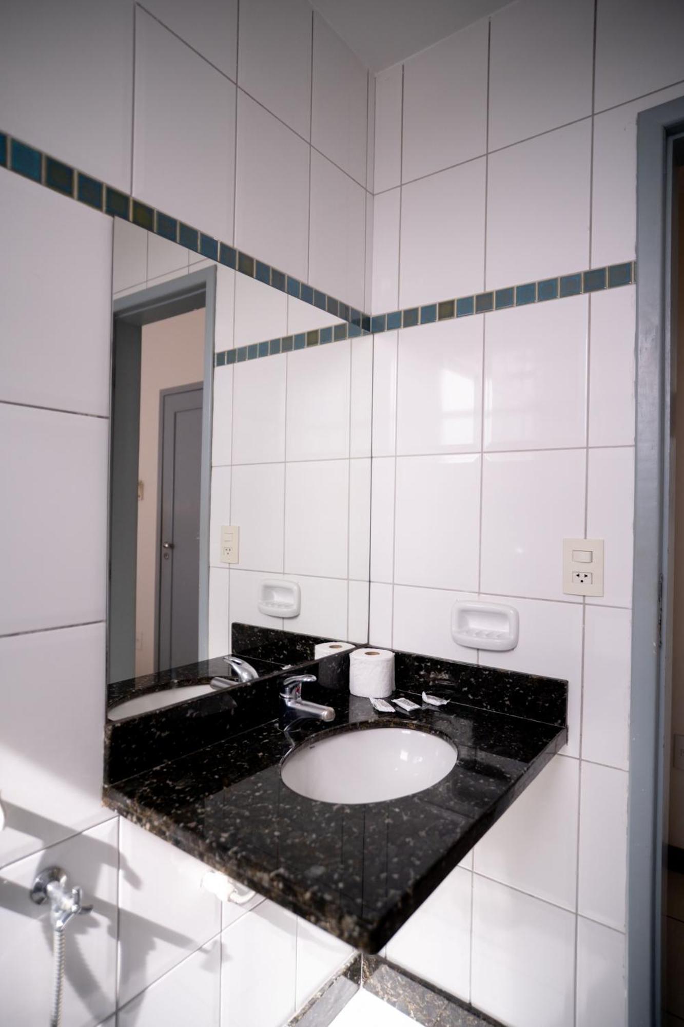 Hotel Conceição Linhares Extérieur photo